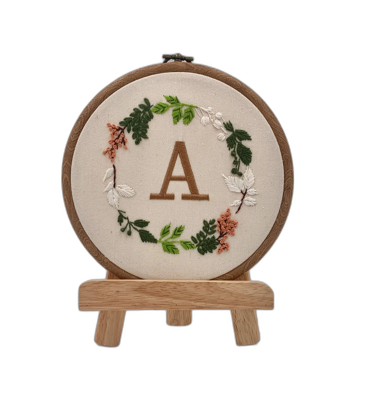 Hoop Hand Embroidery Pattern FAN ALDARZA TAQUEEN