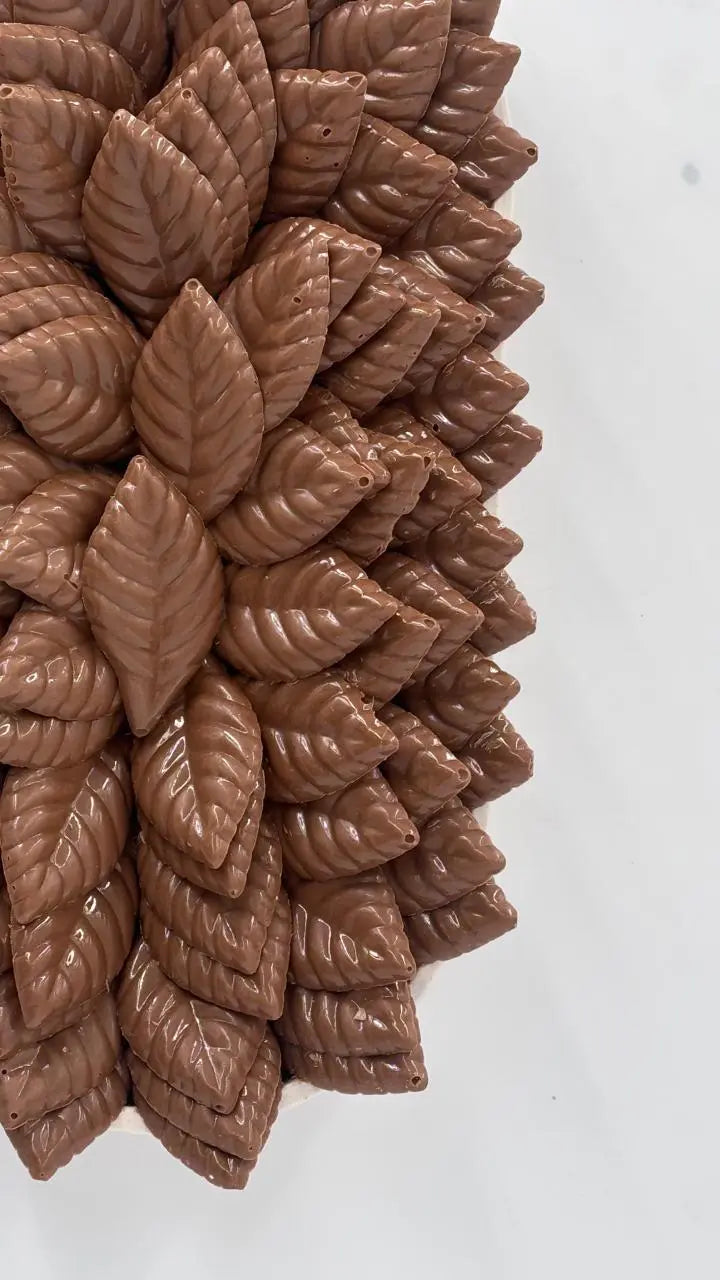 Tree Leaves Design Belgian Chocolate 500 gm DANAT TAQUEEN